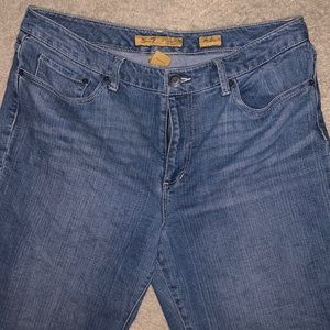 SEVEN SIZE 14 JEANS 💋